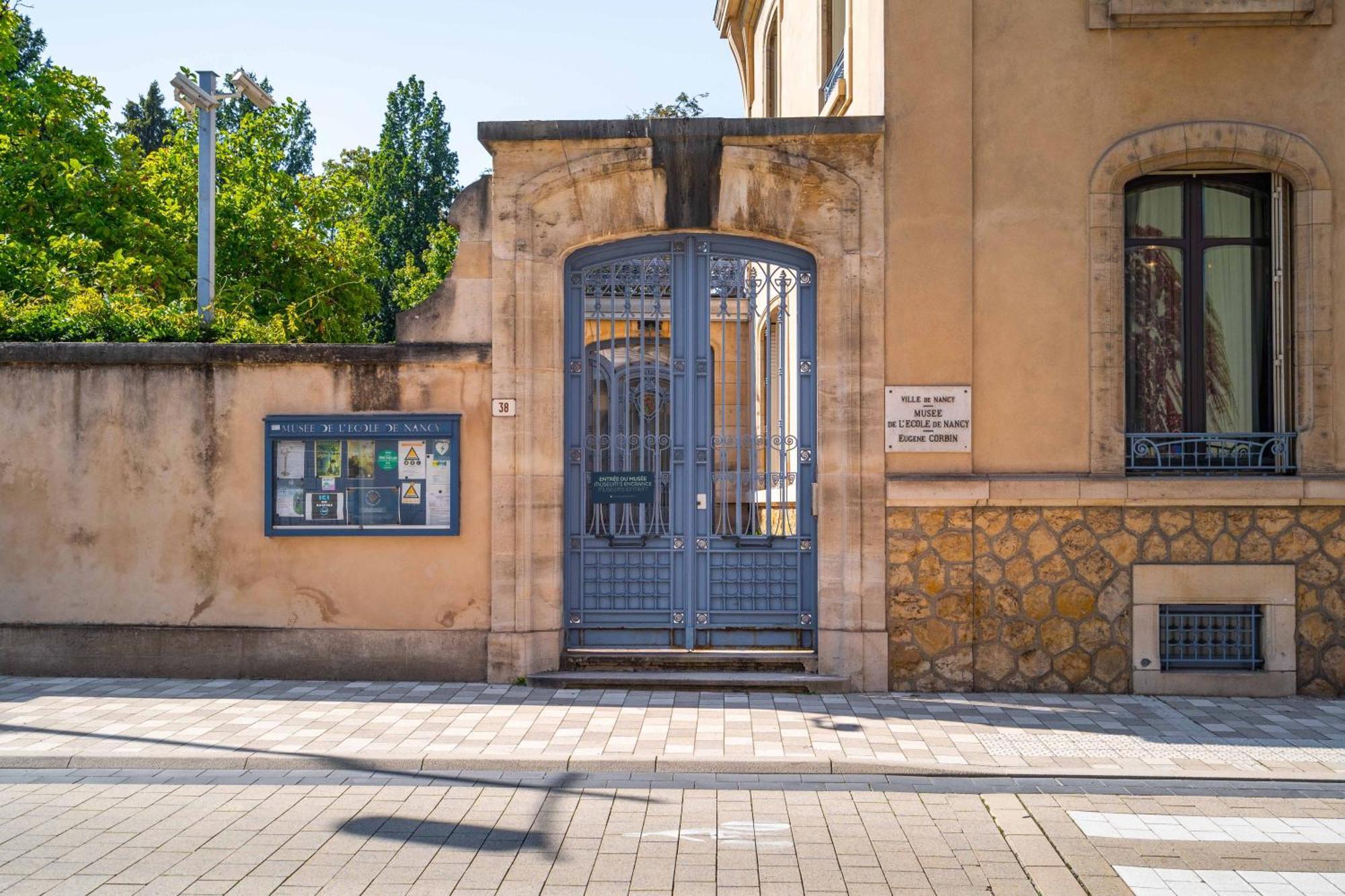 Le Rayonnant Du Placieux Avec Parking Prive Нанси Экстерьер фото